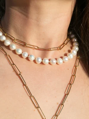 perlai ir grandinele