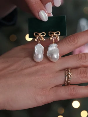 barokiniu perlu auskarai